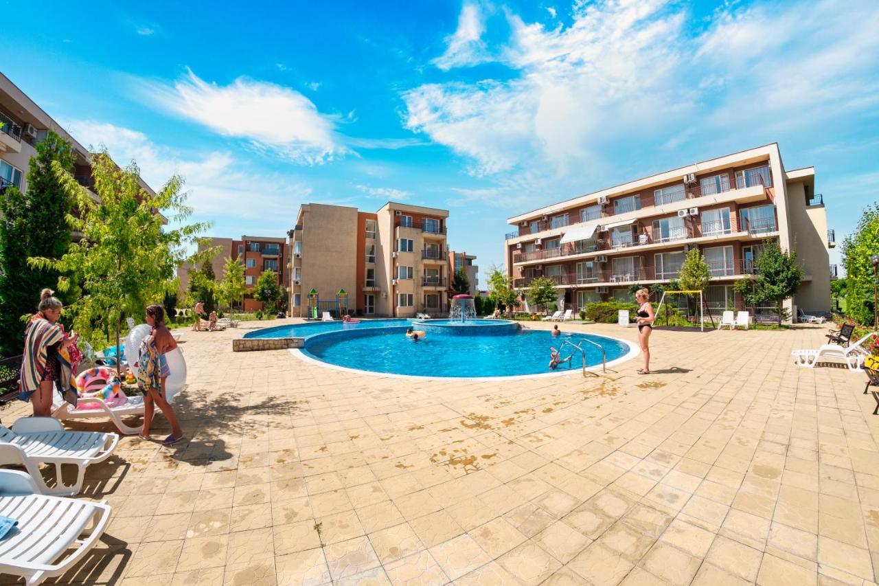 Nessebar Fort Club Apartments Sunny Beach Exterior photo
