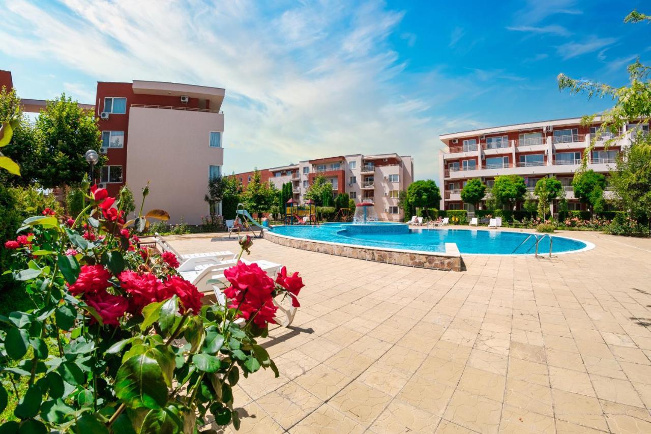 Nessebar Fort Club Apartments Sunny Beach Exterior photo