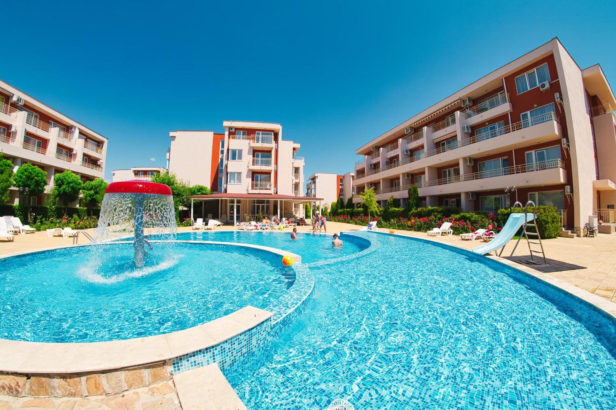 Nessebar Fort Club Apartments Sunny Beach Exterior photo