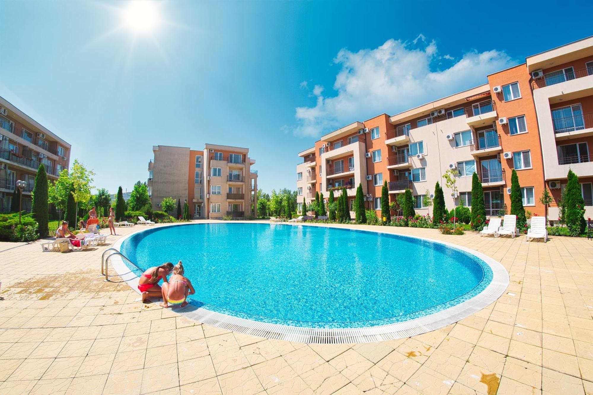 Nessebar Fort Club Apartments Sunny Beach Exterior photo