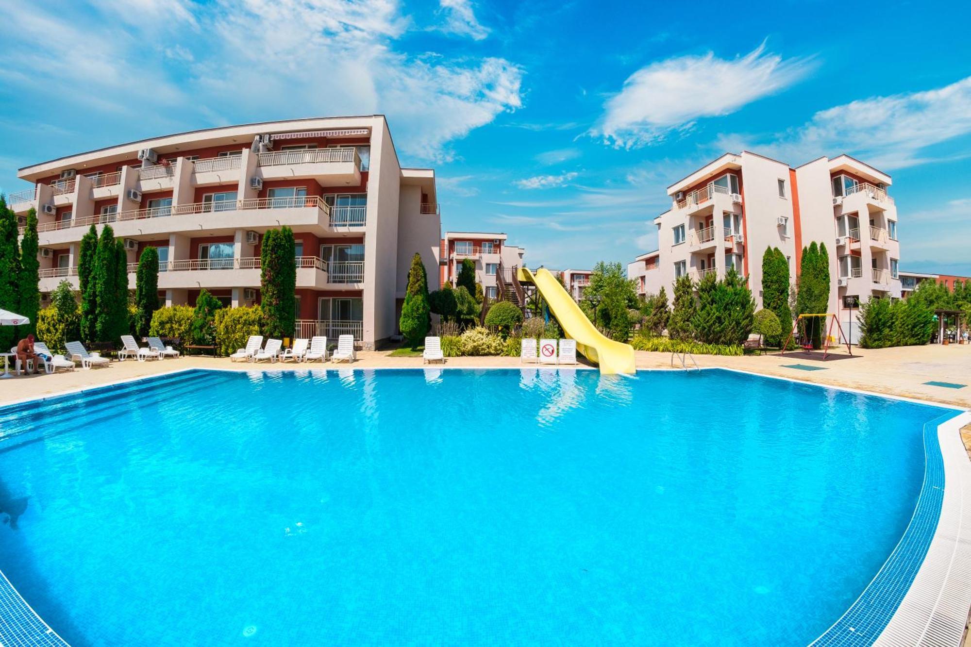 Nessebar Fort Club Apartments Sunny Beach Exterior photo