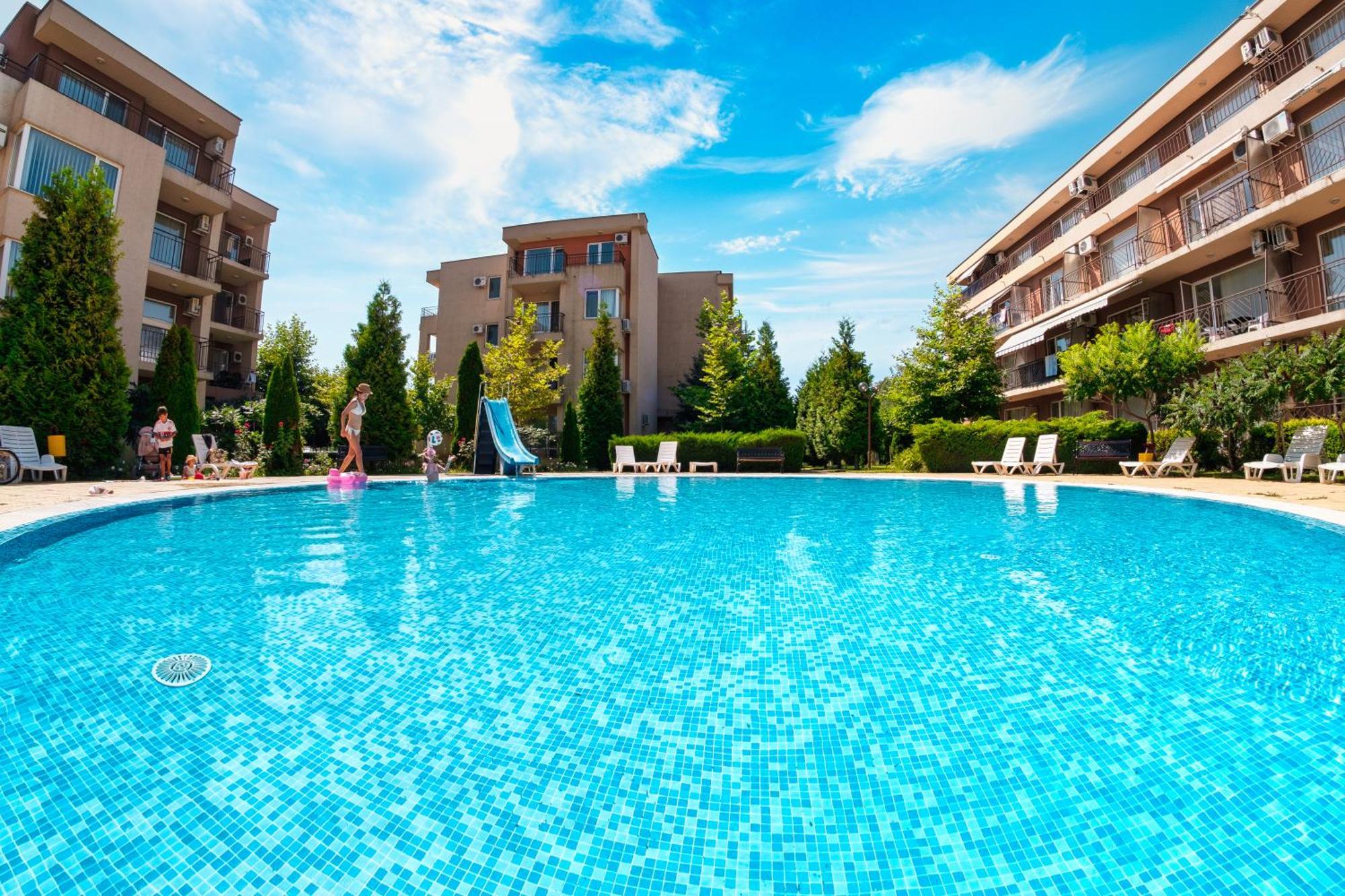 Nessebar Fort Club Apartments Sunny Beach Exterior photo