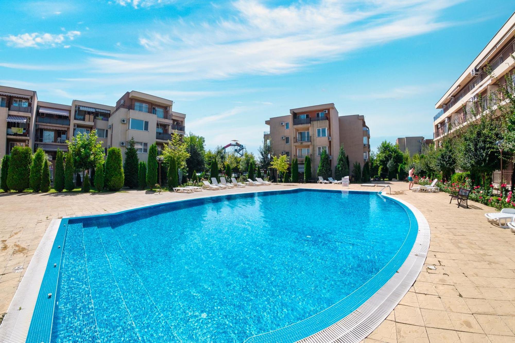 Nessebar Fort Club Apartments Sunny Beach Exterior photo