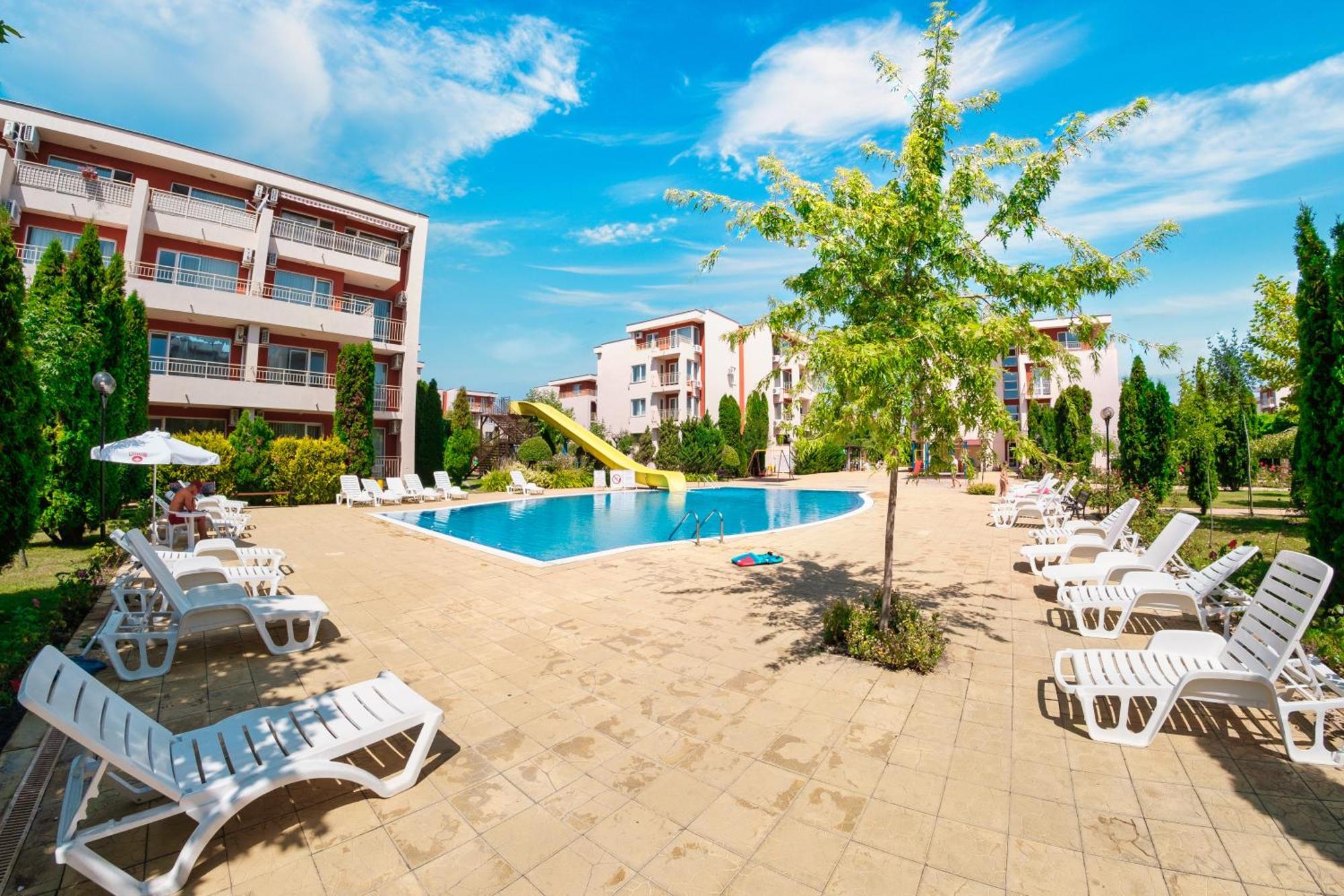 Nessebar Fort Club Apartments Sunny Beach Exterior photo